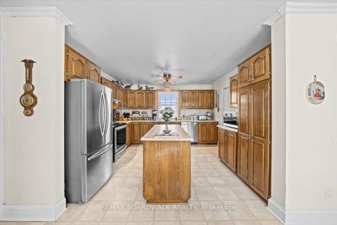 Photo 9 at 1530 Royal Orchard Drive, Cumberland Estates, Orleans