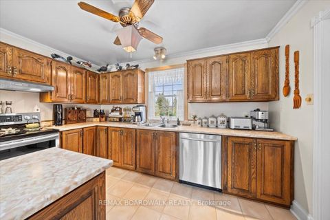 Photo 10 at 1530 Royal Orchard Drive, Cumberland Estates, Orleans