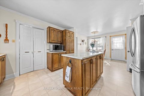 Photo 12 at 1530 Royal Orchard Drive, Cumberland Estates, Orleans