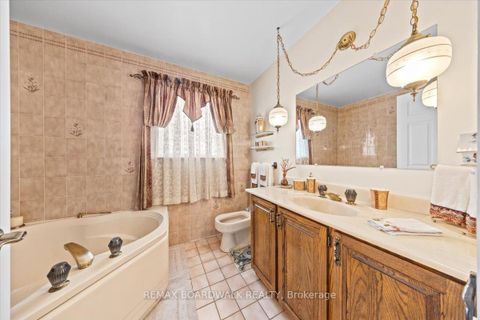 Photo 22 at 1530 Royal Orchard Drive, Cumberland Estates, Orleans