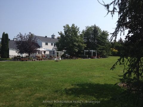 Photo 29 at 1530 Royal Orchard Drive, Cumberland Estates, Orleans