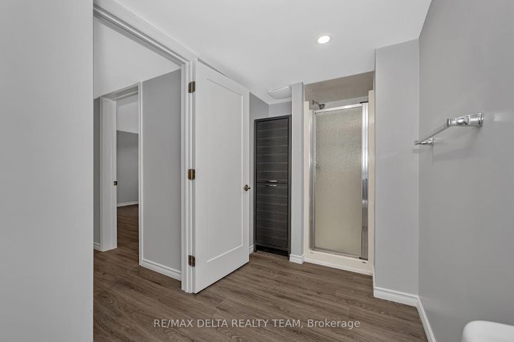 Photo 35 at 751 Devario Crescent, Nepean (Half Moon Bay), Ottawa