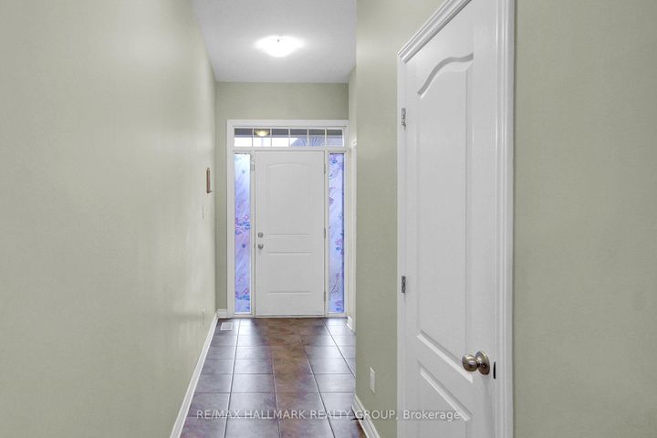 Photo 2 at 173 Highbury Park Drive, Nepean (Longfields), Ottawa