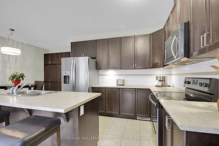 Photo 15 at 173 Highbury Park Drive, Nepean (Longfields), Ottawa