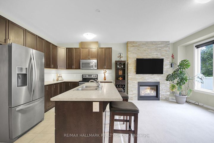 Photo 17 at 173 Highbury Park Drive, Nepean (Longfields), Ottawa