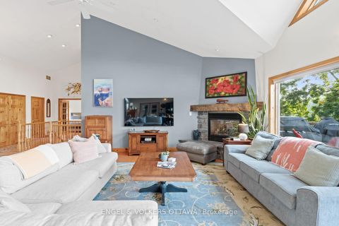 Photo 11 at 70 Belmonte Lane, Rideau Lakes (Bastard) Twp, Rideau Lakes