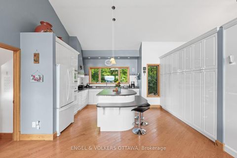 Photo 12 at 70 Belmonte Lane, Rideau Lakes (Bastard) Twp, Rideau Lakes