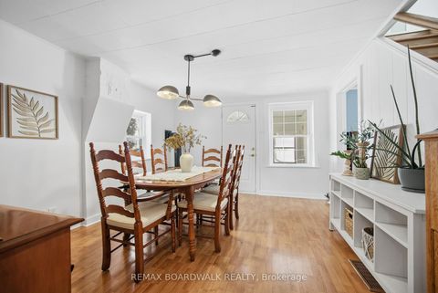 Photo 10 at 32 Cockburn Street, Perth