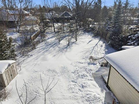 Photo 20 at 32 Cockburn Street, Perth