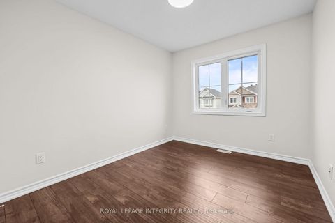 Photo 24 at 122 Cranesbill Road, Emerald Meadows/Trailwest, Kanata