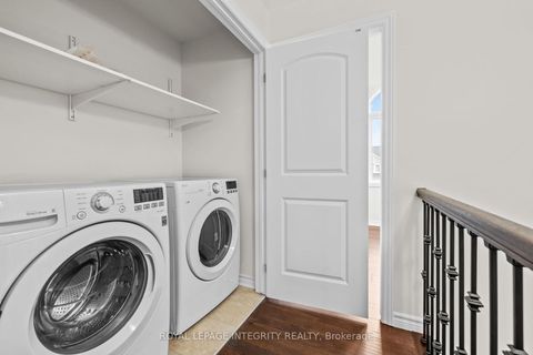 Photo 32 at 122 Cranesbill Road, Emerald Meadows/Trailwest, Kanata