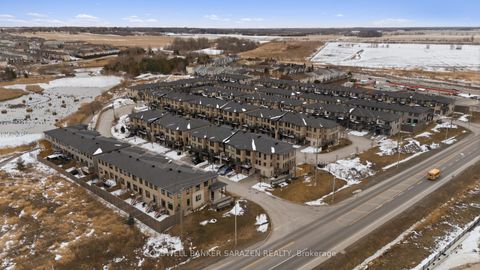 Photo 14 at 816 ELEMENT Private, Emerald Meadows/Trailwest, Kanata