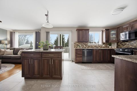 Photo 8 at 27 Comba Drive, Carleton Place