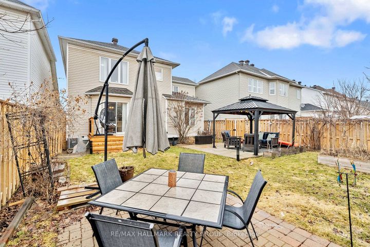 Photo 30 at 18 Irish Rose Crescent, Nepean (Longfields), Ottawa