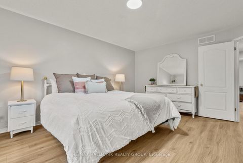 Photo 14 at 18 Irish Rose Crescent, Nepean (Longfields), Ottawa