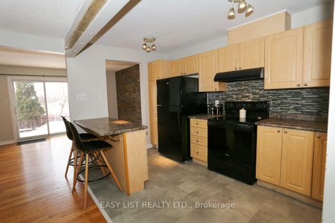 Photo 4 at 71 - 24 Baneberry Crescent, Glencairn/Hazeldean, Kanata