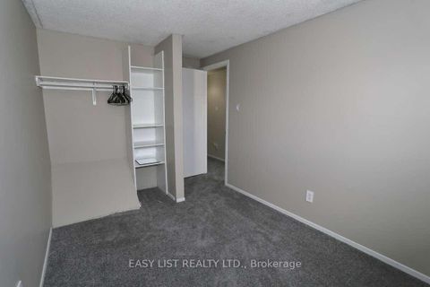 Photo 11 at 71 - 24 Baneberry Crescent, Glencairn/Hazeldean, Kanata