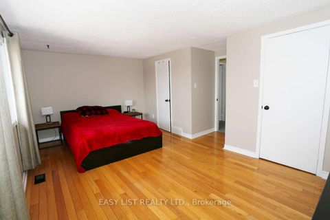 Photo 15 at 71 - 24 Baneberry Crescent, Glencairn/Hazeldean, Kanata