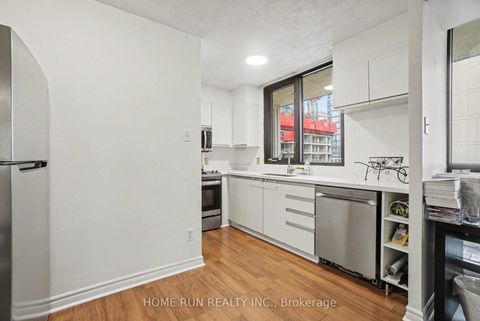 Photo 6 at 1103 - 200 BAY Street, Ottawa Centre