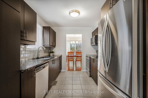 Photo 7 at 763 Clearcrest Crescent, Fallingbrook/Ridgemount, Orleans