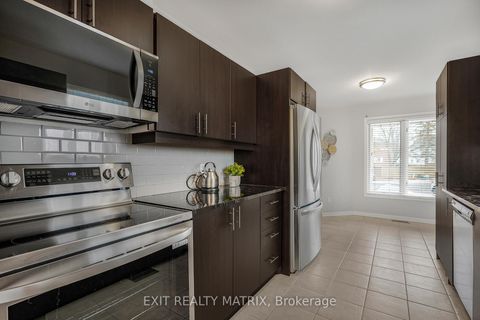 Photo 9 at 763 Clearcrest Crescent, Fallingbrook/Ridgemount, Orleans