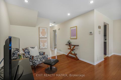 Photo 13 at 763 Clearcrest Crescent, Fallingbrook/Ridgemount, Orleans