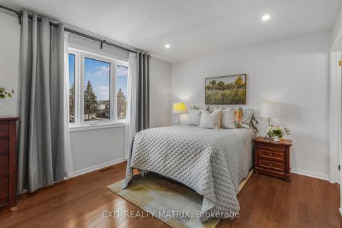 Photo 20 at 763 Clearcrest Crescent, Fallingbrook/Ridgemount, Orleans