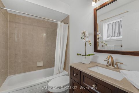 Photo 22 at 763 Clearcrest Crescent, Fallingbrook/Ridgemount, Orleans