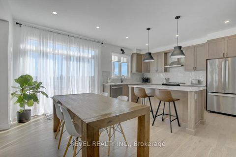 Photo 15 at 1022 Showman Street, Richmond, Stittsville