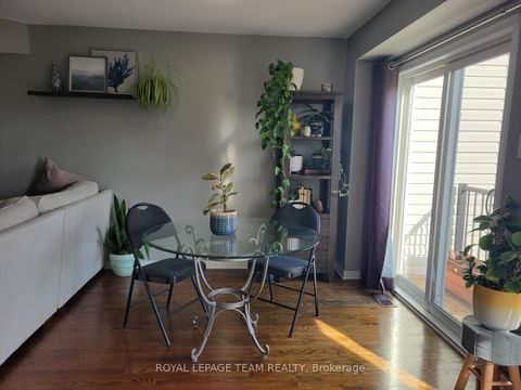 Photo 11 at 353 Brigitta Street, Emerald Meadows/Trailwest, Kanata