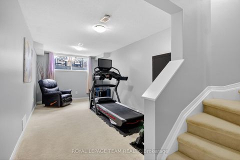 Photo 31 at 353 Brigitta Street, Emerald Meadows/Trailwest, Kanata