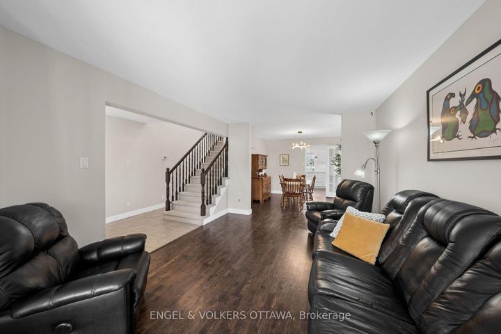 Photo 4 at 16 Mayford Avenue, Nepean (Barrhaven East), Ottawa