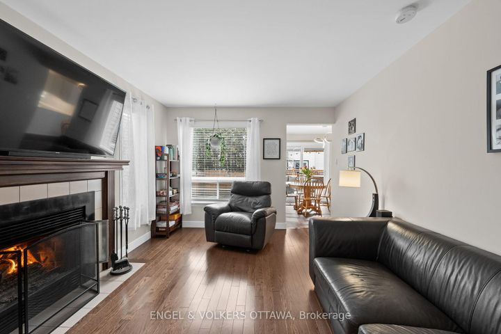 Photo 12 at 16 Mayford Avenue, Nepean (Barrhaven East), Ottawa