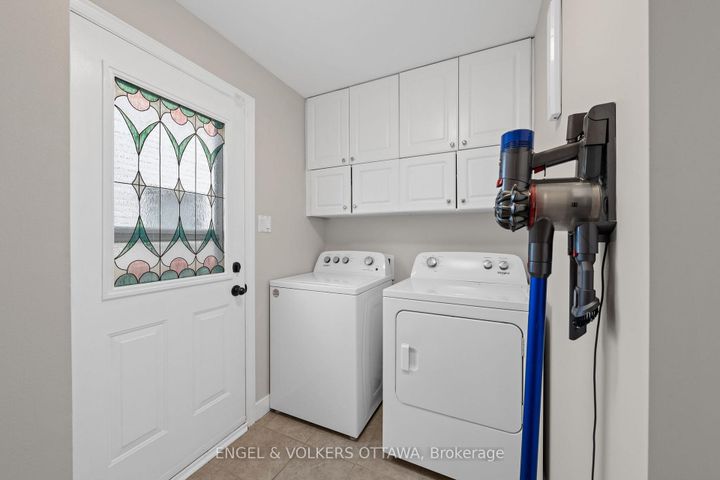 Photo 14 at 16 Mayford Avenue, Nepean (Barrhaven East), Ottawa