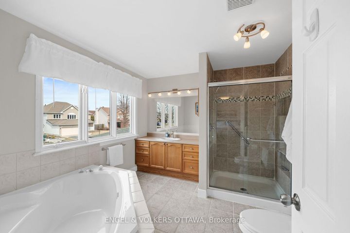 Photo 19 at 16 Mayford Avenue, Nepean (Barrhaven East), Ottawa