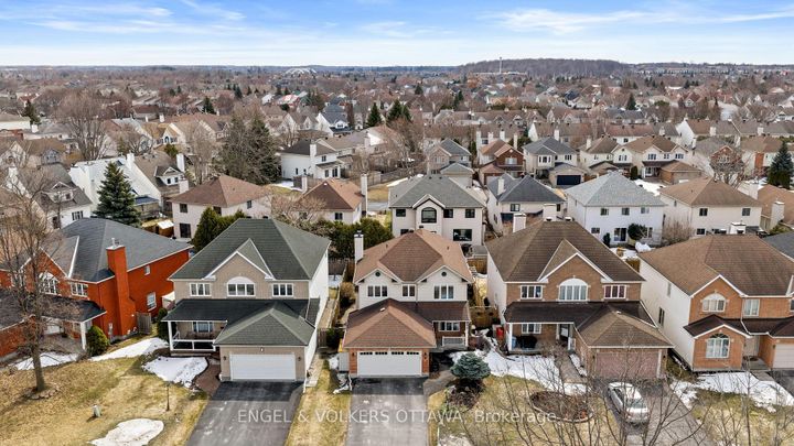 Photo 34 at 16 Mayford Avenue, Nepean (Barrhaven East), Ottawa
