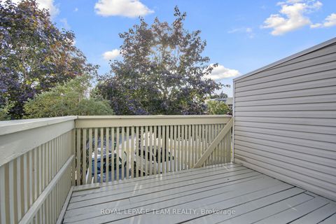 Photo 9 at 89 Thornbury Crescent, Nepean (Centrepointe), Ottawa