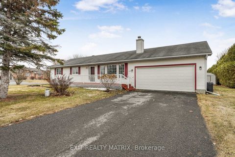 Photo 0 at 6454 Waterbury Lane, North Gower, Manotick
