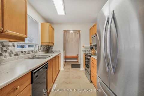 Photo 11 at 6454 Waterbury Lane, North Gower, Manotick