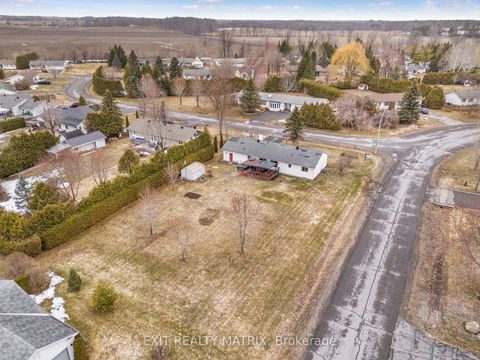 Photo 32 at 6454 Waterbury Lane, North Gower, Manotick