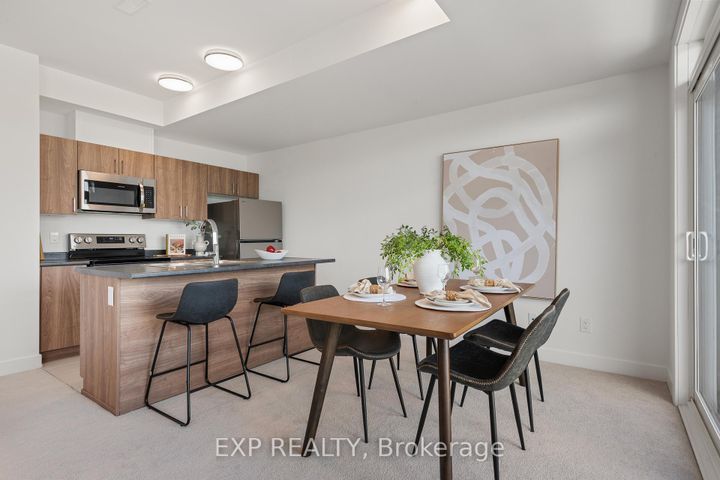 Photo 9 at 1005 Silhouette Private, Nepean (Cedargrove/Fraserdale), Ottawa