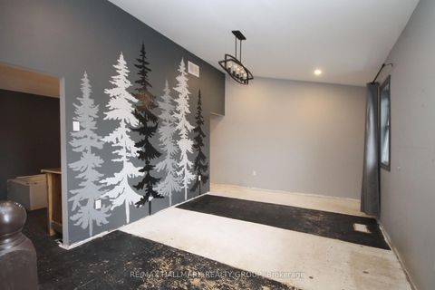 Photo 14 at 74 McGonigal Street W, Arnprior