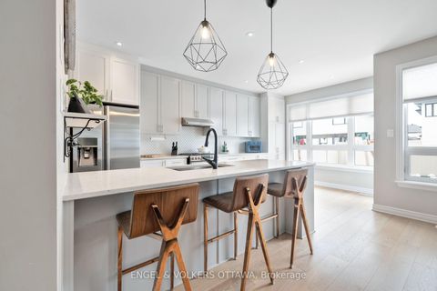 Photo 18 at 176 Balikun Heights, Emerald Meadows/Trailwest, Kanata