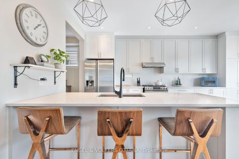 Photo 19 at 176 Balikun Heights, Emerald Meadows/Trailwest, Kanata