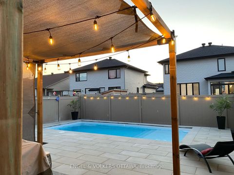 Photo 24 at 176 Balikun Heights, Emerald Meadows/Trailwest, Kanata