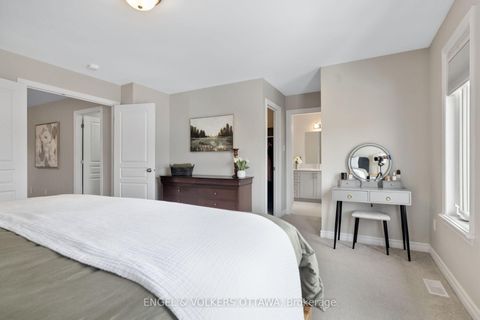 Photo 37 at 176 Balikun Heights, Emerald Meadows/Trailwest, Kanata
