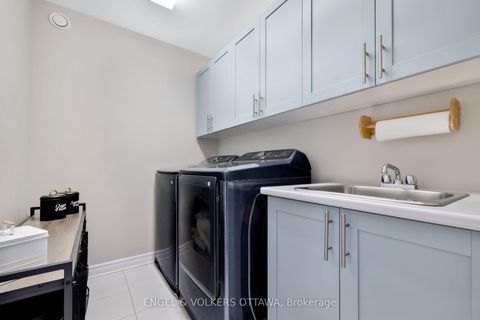 Photo 45 at 176 Balikun Heights, Emerald Meadows/Trailwest, Kanata