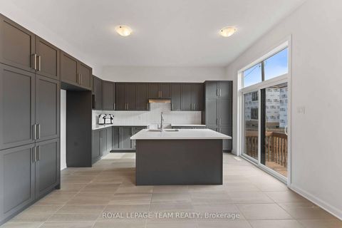 Photo 4 at 623 Idyllic Terrace, Avalon East, Orleans