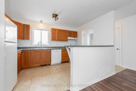 Photo 10 at 17 JOHNSTON Street, Carleton Place