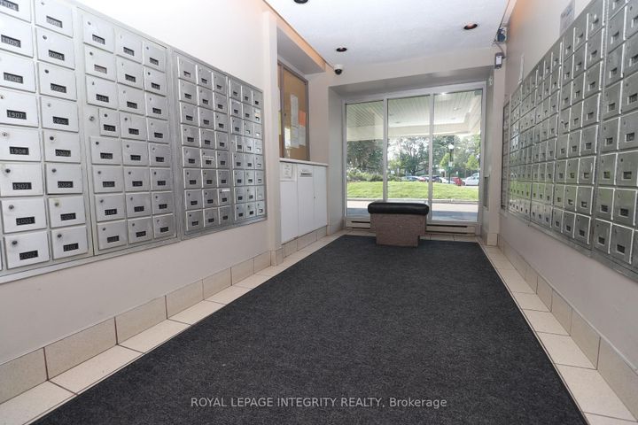 Photo 15 at 2505 - 900 Dynes Road N, Nepean (Carleton Square), Ottawa